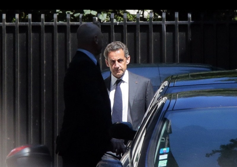 Nicolas Sarkozy voiture min