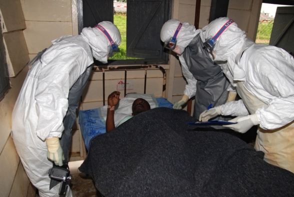 malade Ebola Guinee