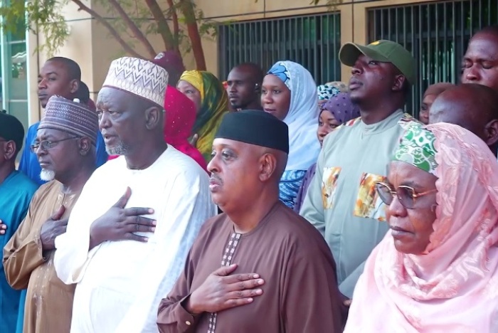 Refondation : le ministre Abdourahamane Oumarou veut faire des drapeaux et de l’hymne national un rendez-vous hebdomadaire dans l’administration
