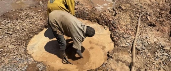Les plaques tournantes du Sahel où l'or souillé de sang est nettoyé