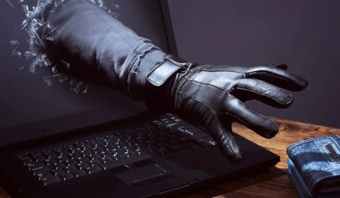 Cybercriminalité : la PJ met en garde contre les faux avis de ventes aux enchères attribués aux Douanes