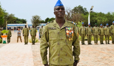 Armée de l’Air : le colonel Alka Mahaman Sani désormais aux commandes de la Base aérienne 101 de Niamey
