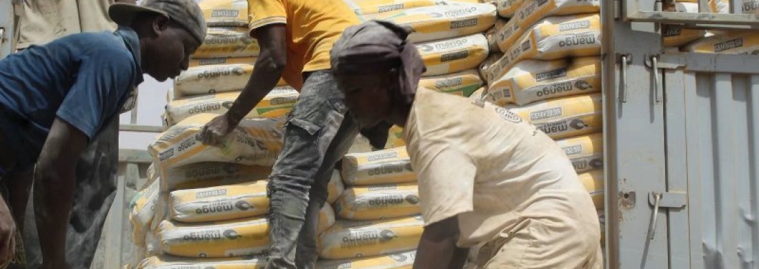 Niger : une trentaine de distributeurs de ciment suspendus par le ministère du Commerce pour pratiques commerciales illicites