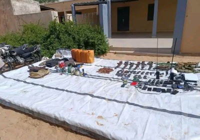 Insécurité : 8 assaillants interpellés et du matériel de guerre saisis par les FDS après une attaque à Chéri (Diffa)