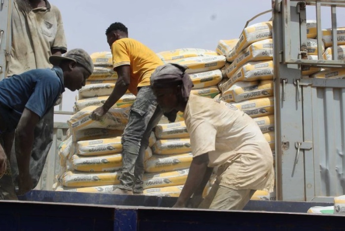 Niger : une trentaine de distributeurs de ciment suspendus par le ministère du Commerce pour pratiques commerciales illicites
