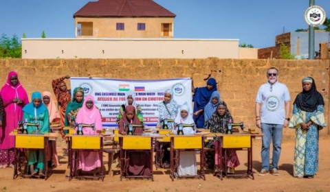Niamey : l’ONG Ensemble Main dans la Main Niger–Russie mise sur la couture pour autonomiser les jeunes filles