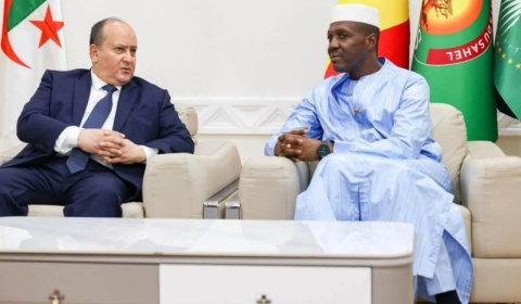 Mali : le premier ministre Algérien à Bamako pour acter la réconciliation