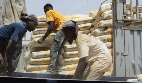 Niger : une trentaine de distributeurs de ciment suspendus par le ministère du Commerce pour pratiques commerciales illicites