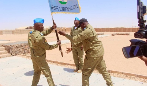 Armée de l’air : le colonel Boubacar Hassane Ali prend les commandes de la Base 201 d’Agadez