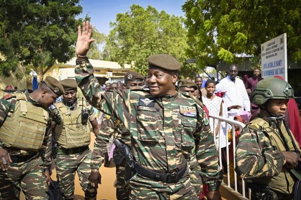 Abdourahamane Tiani visite Hopital national