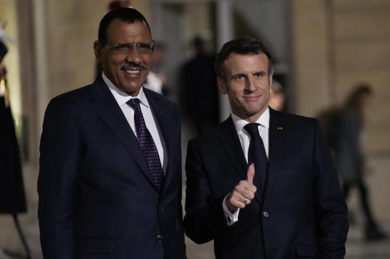 Bazoum et Emmanuel Macron