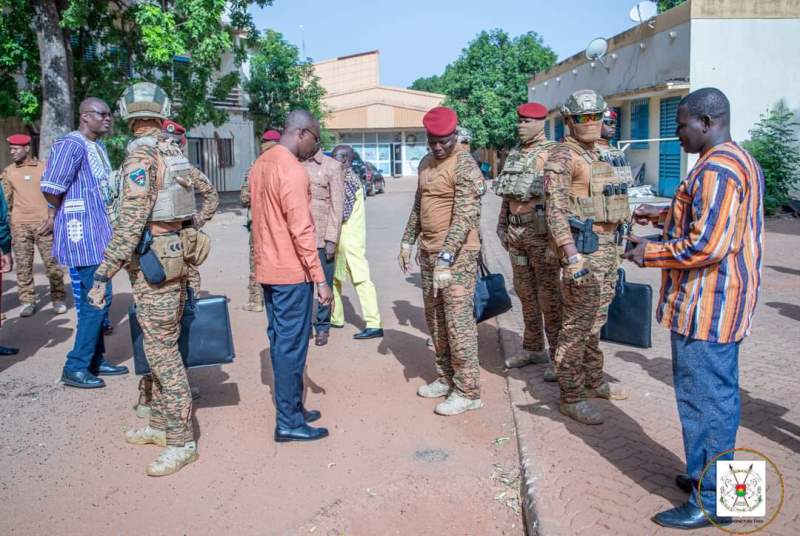 Capitaine Ibrahim Traore presidence BF