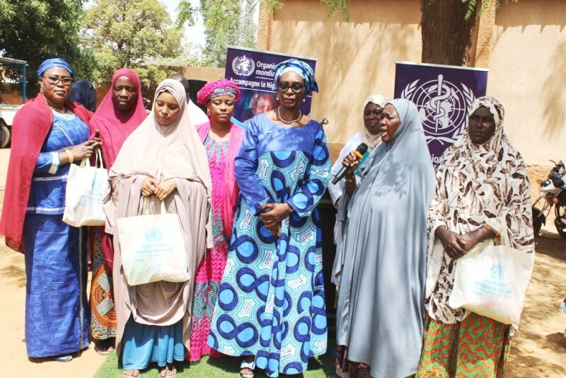 Remise DON femmes OMS Niger CHR Niamey