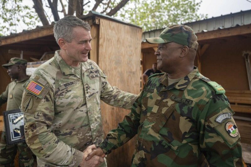 Coopération militaire nigéro-américaine: Un important lot de matériel  militaire des USA en appui aux Forces Armées Nigériennes