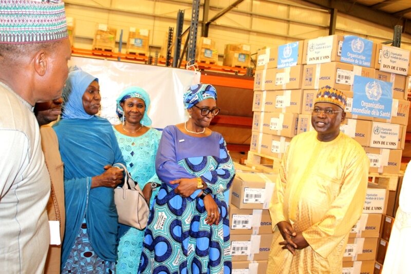 remise des medicaments de lutte de lutte contre Maladies tropicales négligees BIS3