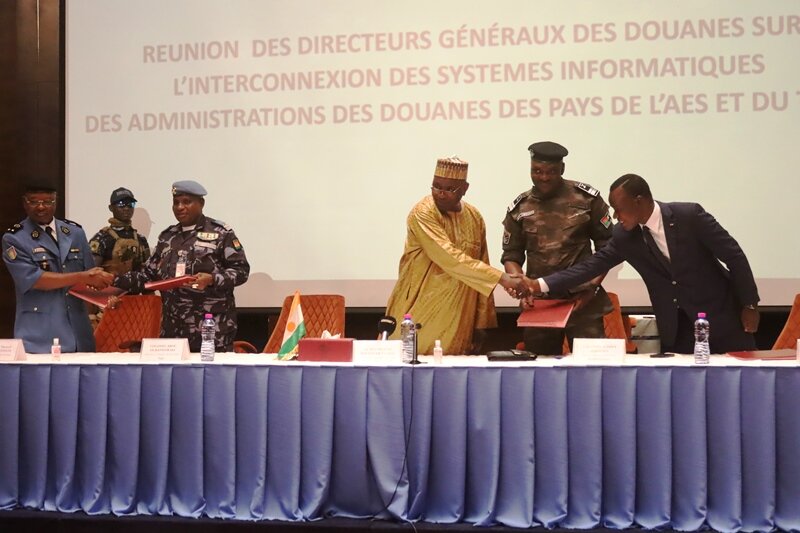 Reunions DG Douane Interconnexion systeme Informatique