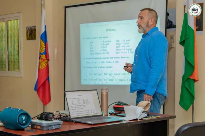 Cours langue russe Mois Novembre BIS8