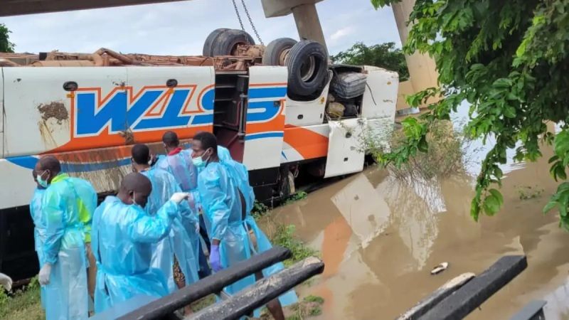 accident bus STM fleuve BIS
