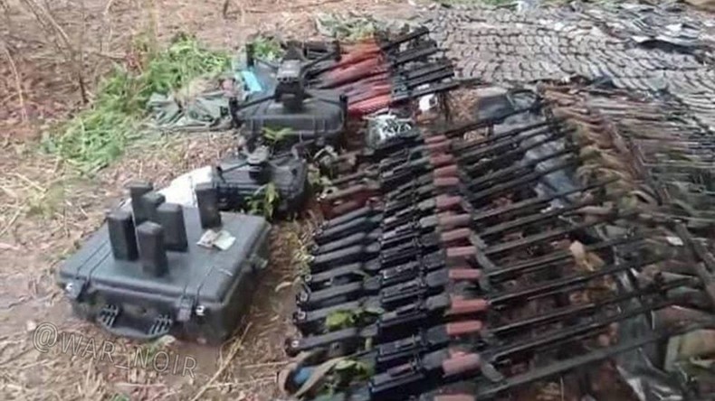 image floute Bandits armes