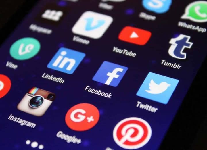 image reseaux sociaux