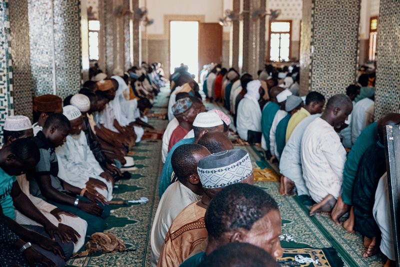 musulman priere moqsquee niger niamey scaled 1