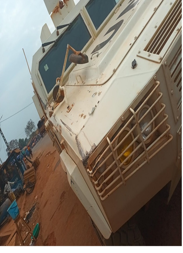 vehicule MINUSCA endomage