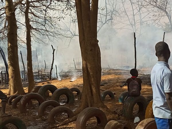 Incendie ecole Goudel Niamey