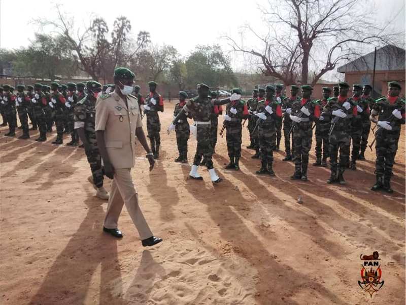 Presentation nouveaux soldats au drapeau