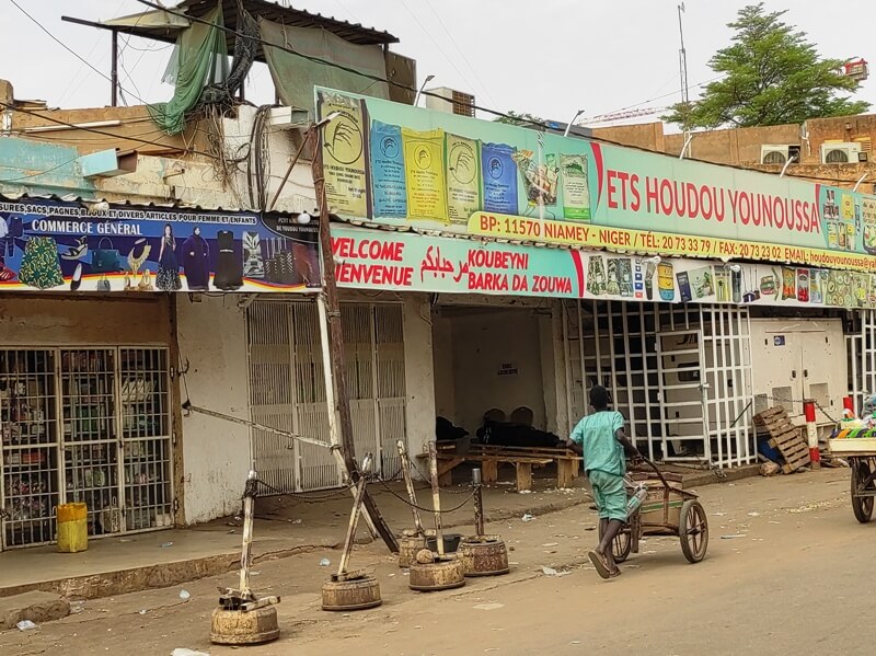 magasins Niamey en greve