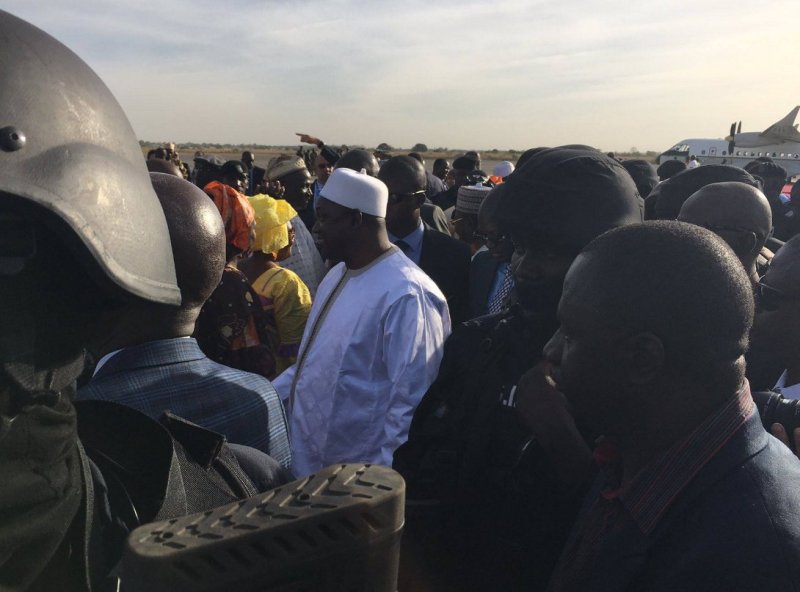 Adama Barrow de retour du senegal