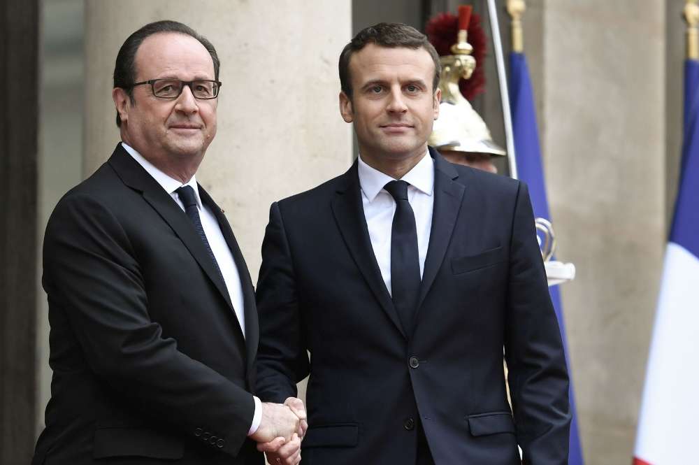 Emmanuel-Macron-Hollande