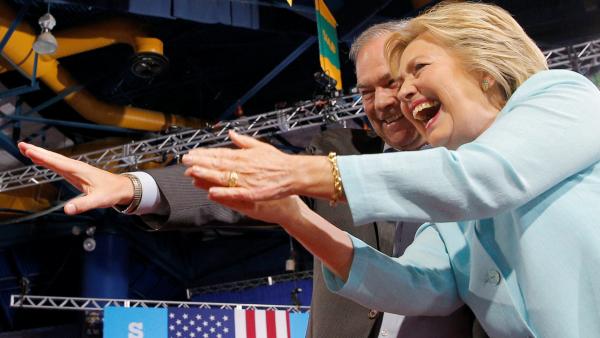 Hillary Clinton et senateur Tim Kaine
