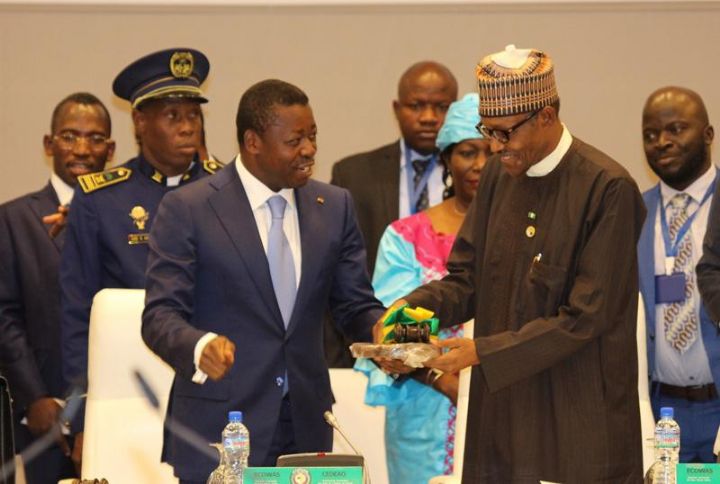 Muhammadu Buhari et Faure Gnassingbe 