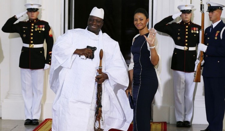Yahya Jammeh et son epouse Zineb Jammeh 1
