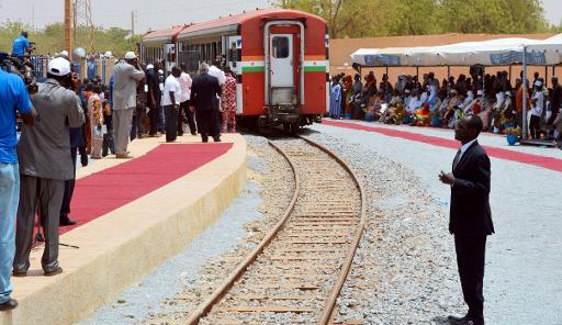 chemin de fer reliant Niamey