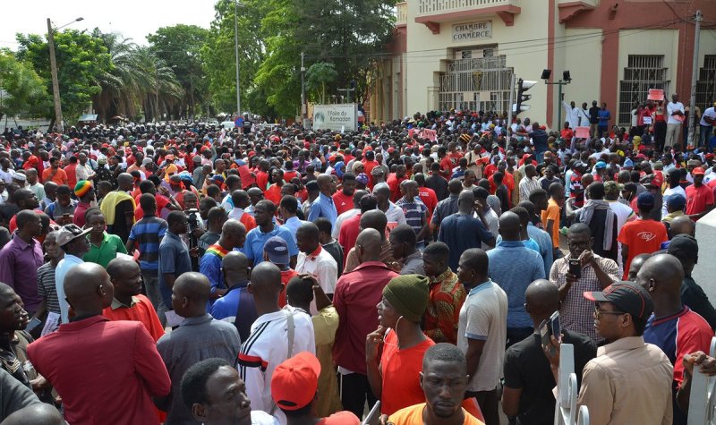 manifestation a Bamako contre un referendum 1