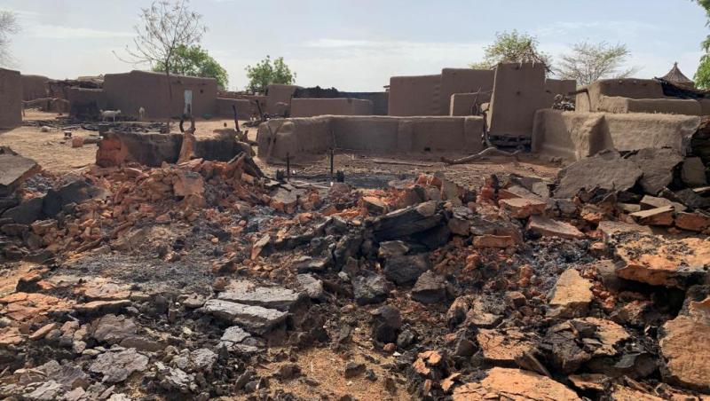 massacre village Mali