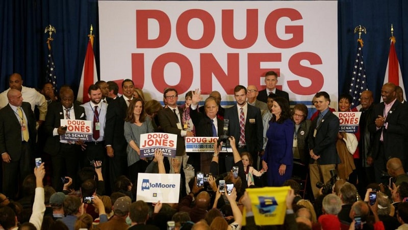 pro Doug Jones min