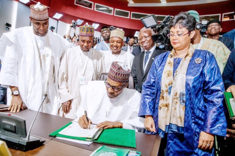 Buhari signs African free trade