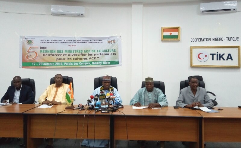 conference de presse ministre Assoumana Malam Issa