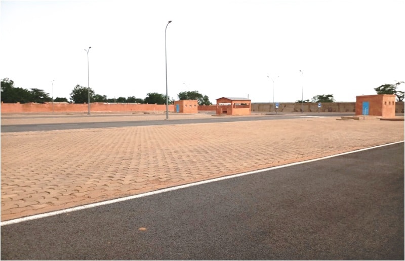 zone de parking gros porteur min