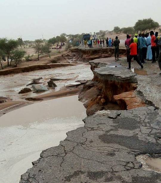 Agadez coupure de la route2