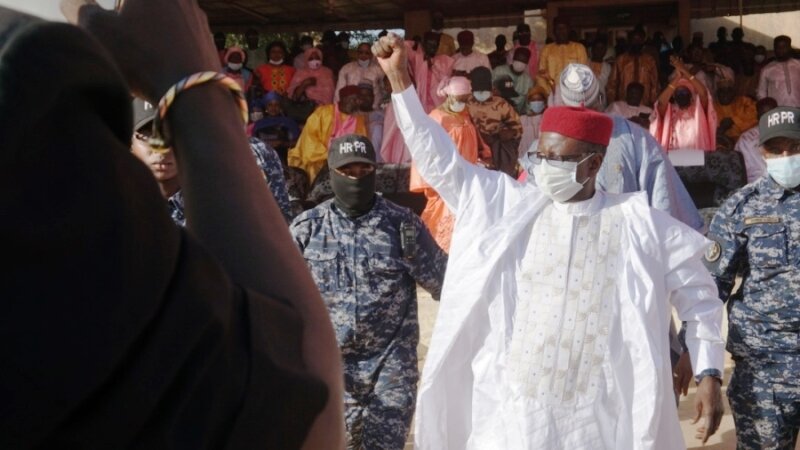 Foumakoye Gado main qui gagne