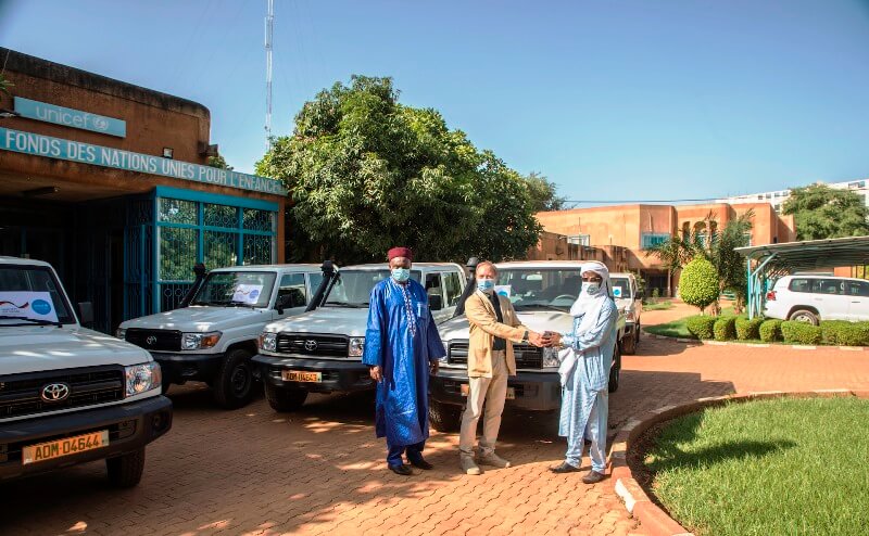 Remise don vehicule Unicef Cooeperation allemande BIS1