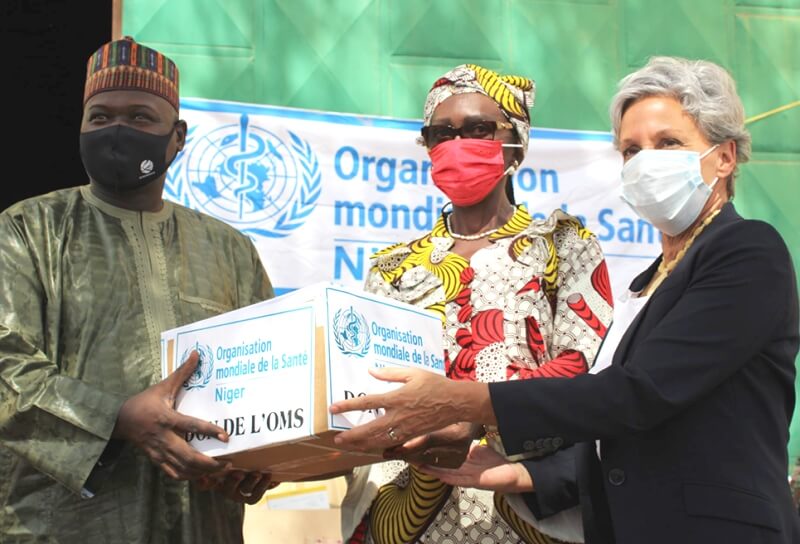 remise equipements et kits cholera