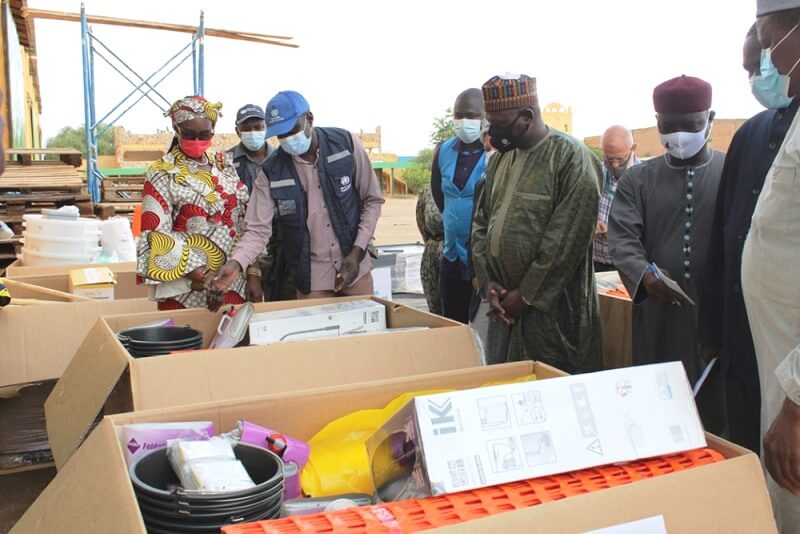 remise equipements et kits cholera BIS