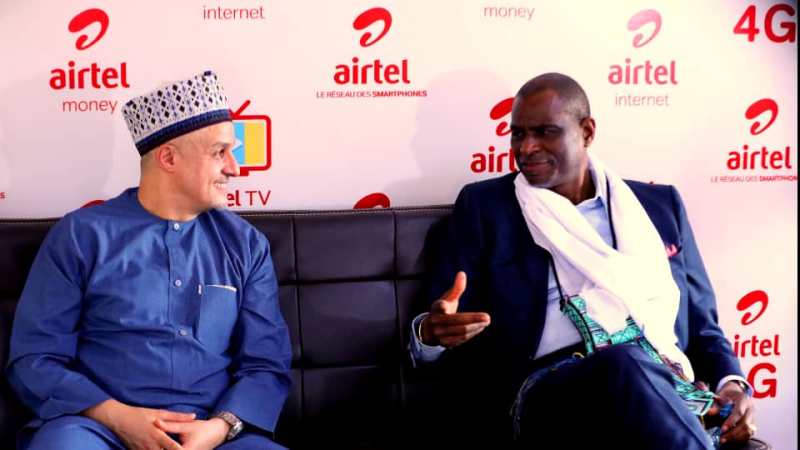 Olusegun Ogunsanya et Dg Airtel