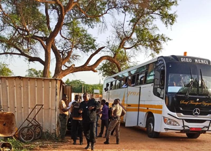 Bus Sonef transportant armes venant du Mali BIS triangle