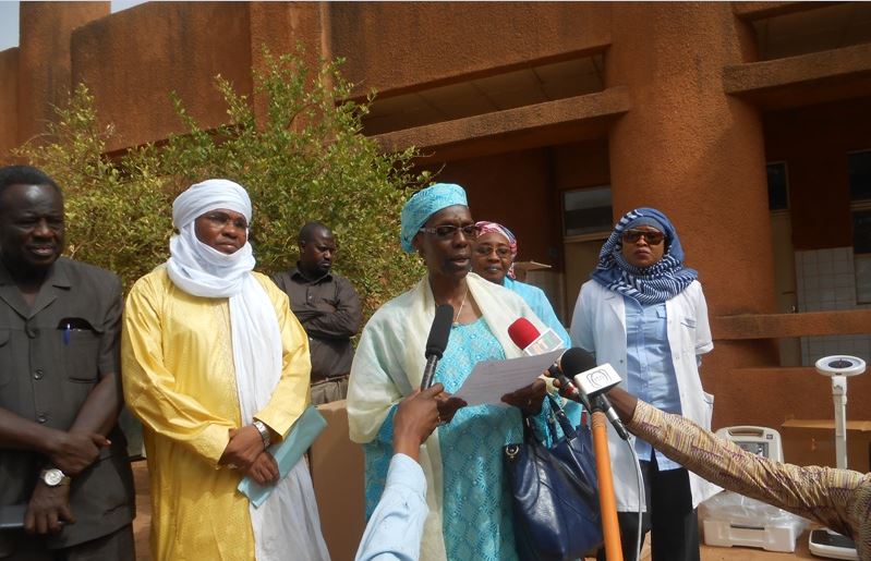 Don fondation Areva CHU Niamey