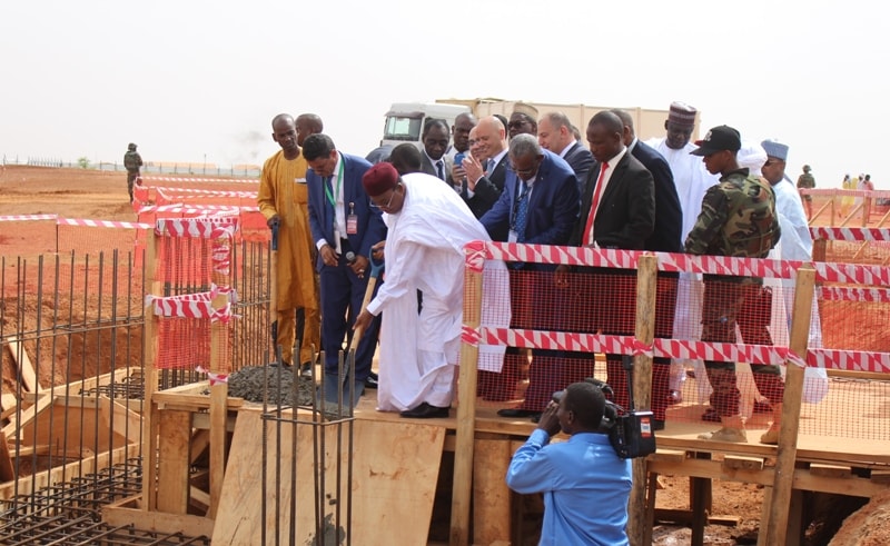 Issoufou Mahamadou chantier aeroport